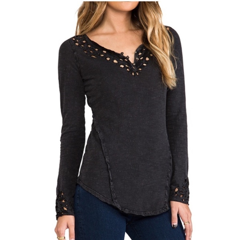 Free People Luna Long Sleeve Henley Shirt Boho Cut-Out Top Distressed Black Gray - Picture 13 of 14